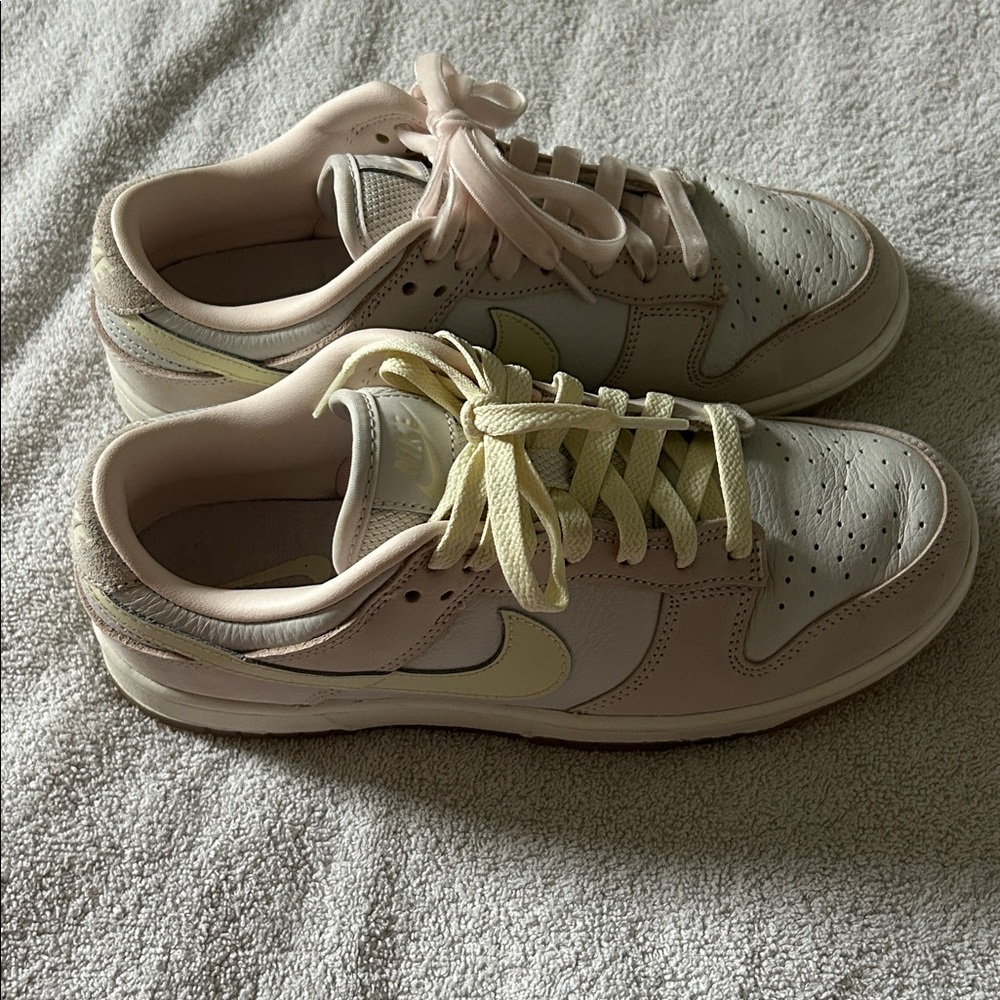 Nike Dunk Low Premium "Soft Pink" Women's Shoes